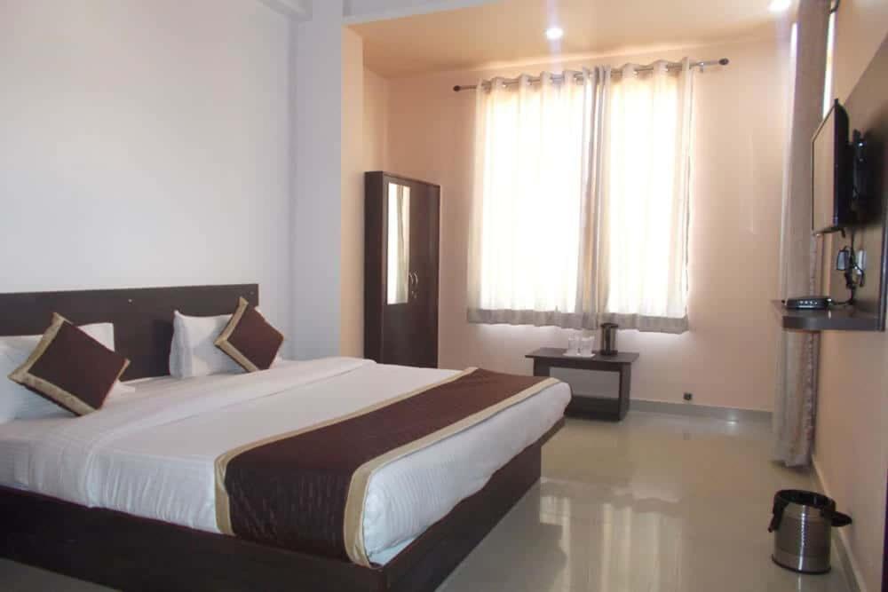 Makrana Raj Hotel Sikar Exterior foto